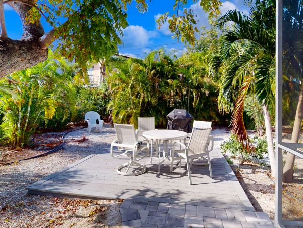 Charming Venice Vacation Rental Near Downtown & Beach