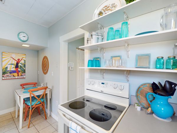 Charming Venice Vacation Rental Near Downtown & Beach