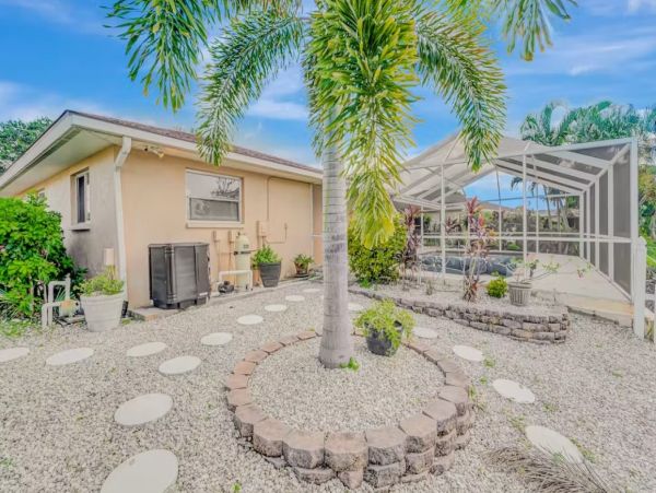 Venice Four Bedroom Waterfront Home with Heated Pool