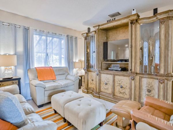 Venice Florida Vacation Rental | 3-Bedroom Home Near Gulf Beaches