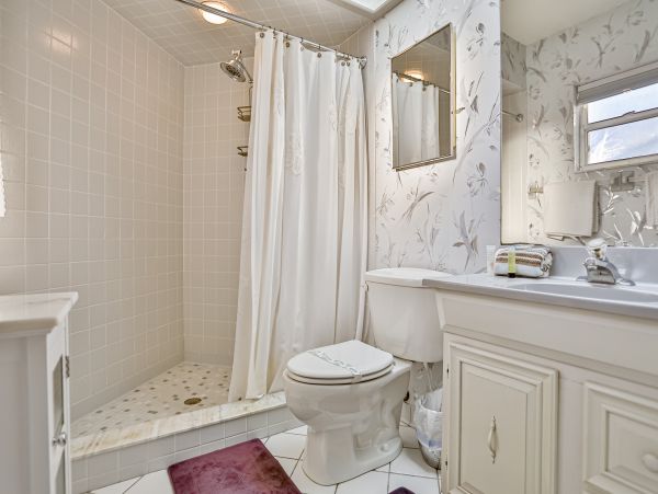 Venice Florida Vacation Rental | 3-Bedroom Home Near Gulf Beaches