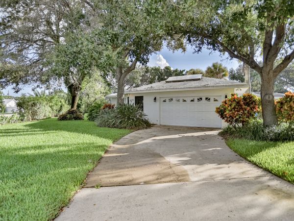 Venice Florida Vacation Rental | 3-Bedroom Home Near Gulf Beaches