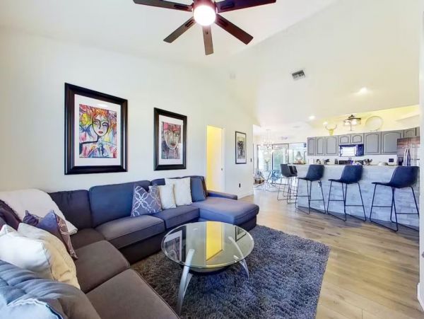 Cape Coral Canal-Front 4 Bedroom Vacation Pool Home Sleeps 9