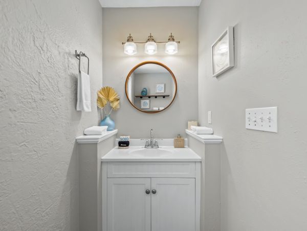 Lido Key Vacation Duplex Four Bedroom Walk to Beach