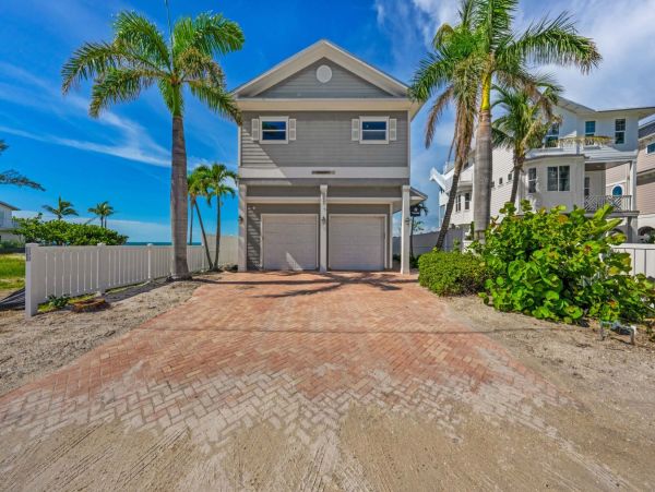Anna Maria Island Beachfront Rentals  Pet-Friendly Vacation Home