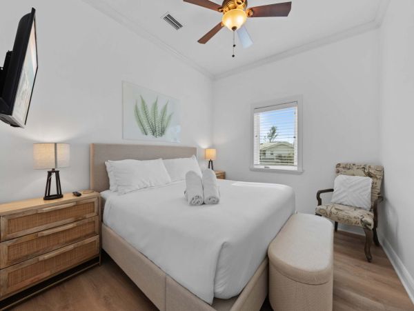 Anna Maria Island Beachfront Rentals  Pet-Friendly Vacation Home