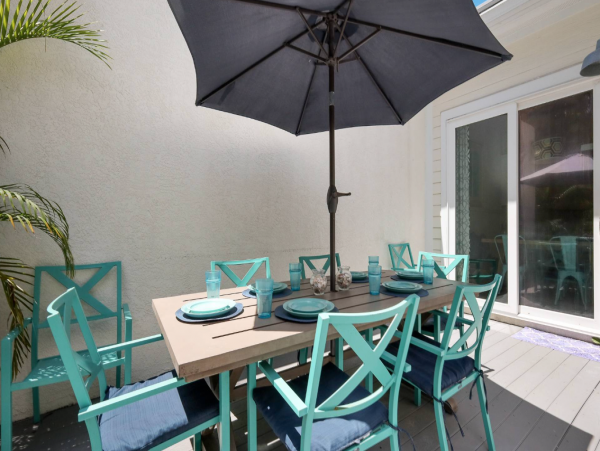 Luxury 4 Bedroom Vacation Pool Home in Holmes Beach