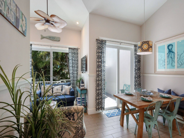 Luxury 4 Bedroom Vacation Pool Home in Holmes Beach