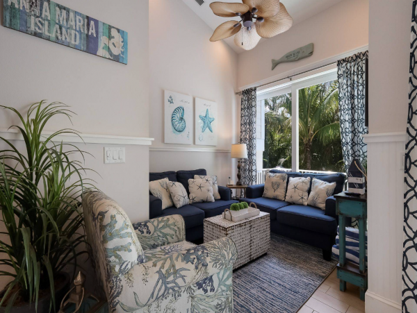 Luxury 4 Bedroom Vacation Pool Home in Holmes Beach
