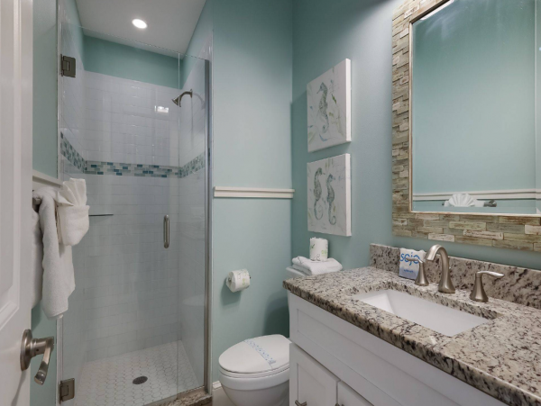 Luxury 4 Bedroom Vacation Pool Home in Holmes Beach