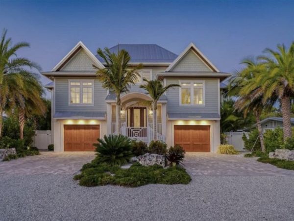 Anna Maria 4 Bedroom Luxury Home with Private Pool & Spa