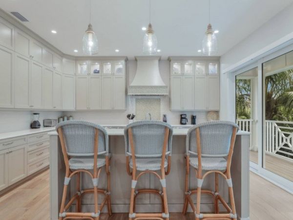 Anna Maria 4 Bedroom Luxury Home with Private Pool & Spa