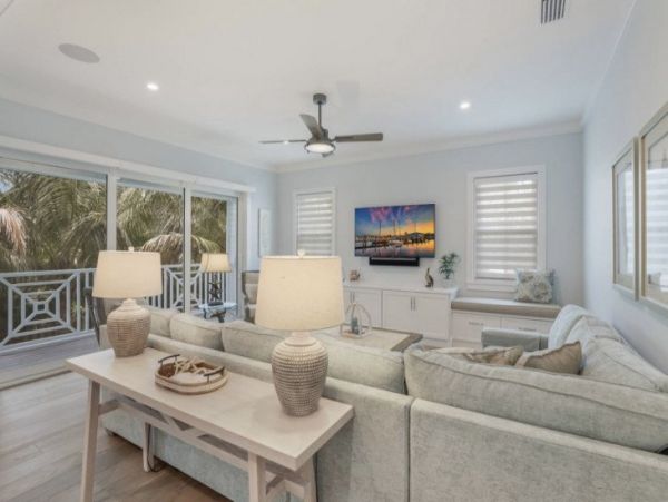 Anna Maria 4 Bedroom Luxury Home with Private Pool & Spa