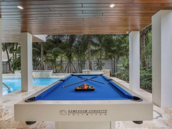 Anna Maria 4 Bedroom Luxury Home with Private Pool & Spa