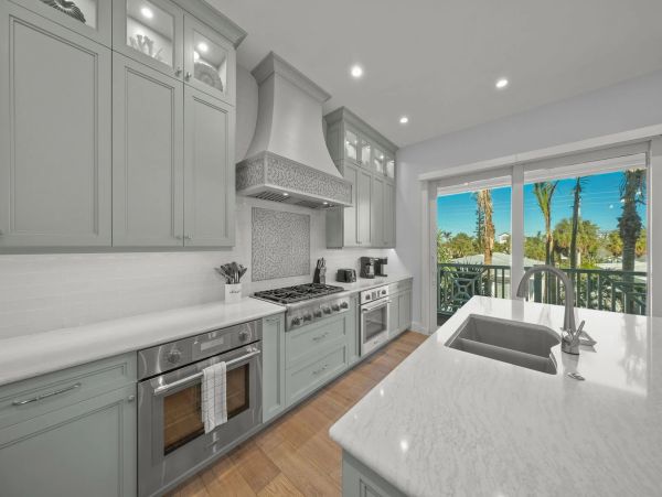 Anna Maria 4 Bedroom Luxury Home with Private Pool & Spa