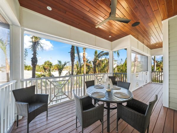 Anna Maria 4 Bedroom Luxury Home with Private Pool & Spa
