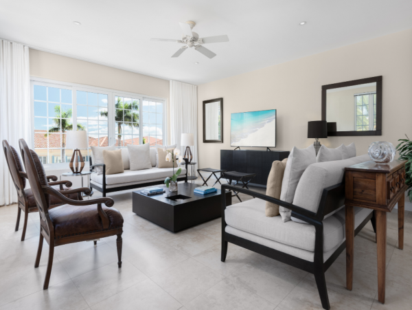 Beautiful 3 Bedroom Condo in the Heart of Grace Bay