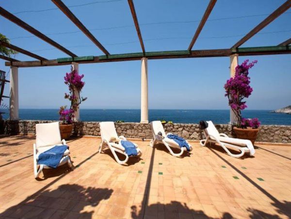 Three Bedroom Rental Apartment with Amazing Sea View in Sorrento