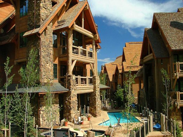 Bachelor Gulch Vacation Condo Four Bedroom Ski in -Ski out