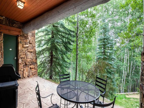 Bachelor Gulch Vacation Condo Four Bedroom Ski in -Ski out
