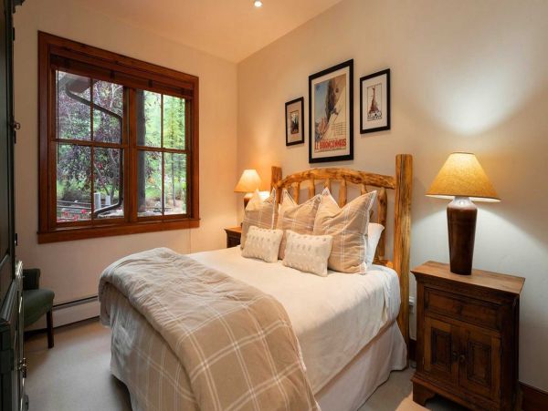 Bachelor Gulch Vacation Condo Four Bedroom Ski in -Ski out