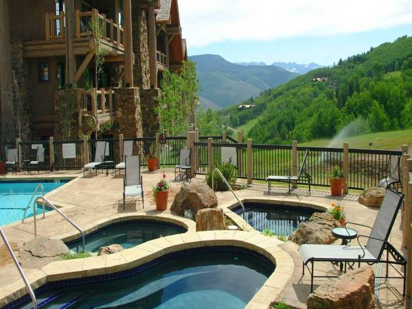Bachelor Gulch Vacation Condo Four Bedroom Ski in -Ski out