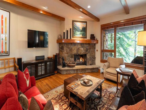Bachelor Gulch Vacation Condo Four Bedroom Ski in -Ski out