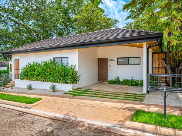 Four Bedroom Private Home In The Heart Of Tamarindo Beach City