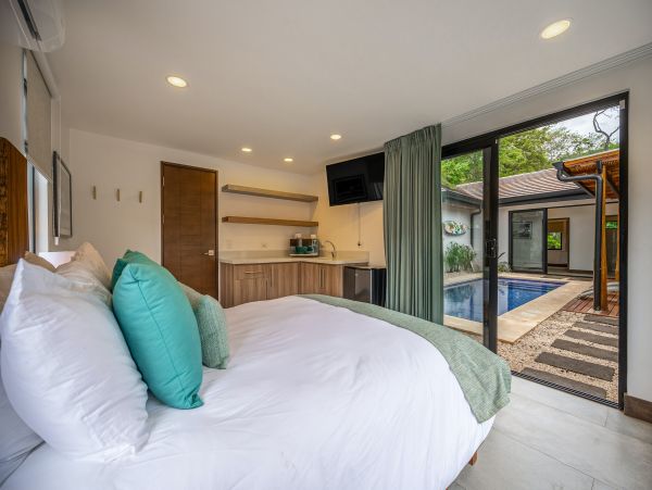 Four Bedroom Private Home In The Heart Of Tamarindo Beach City