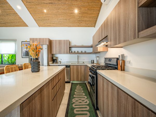 Four Bedroom Private Home In The Heart Of Tamarindo Beach City