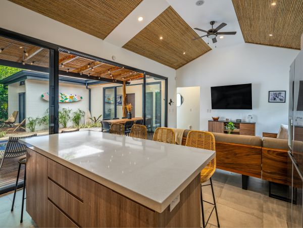 Four Bedroom Private Home In The Heart Of Tamarindo Beach City