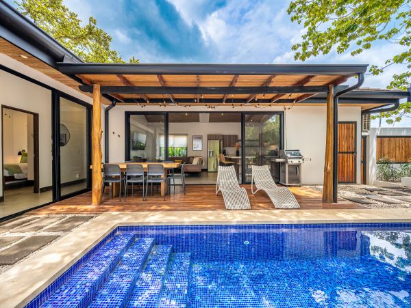 Four Bedroom Private Home In The Heart Of Tamarindo Beach City