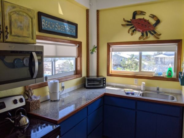 One Bedroom Apartment in Little Gasparilla Island Walk to Beach