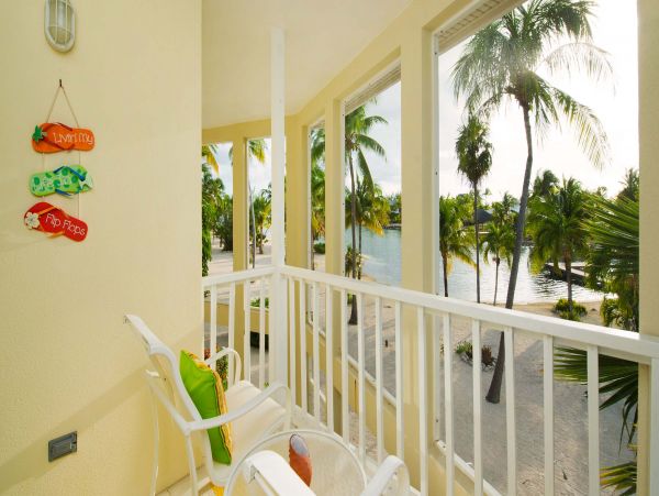 Two Bedroom Townhome in Cayman Islands with Beach Across the Street