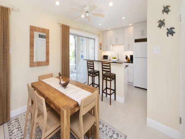 Two Bedroom Townhome in Cayman Islands with Beach Across the Street