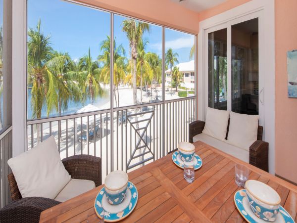 Cayman Islands Vacation Condo Two Bedroom Oceanfront