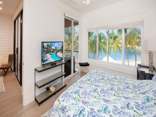 Cayman Islands Vacation Condo Two Bedroom Oceanfront