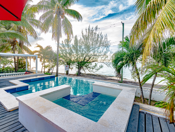 Bahamas Vacation Home Five Bedroom