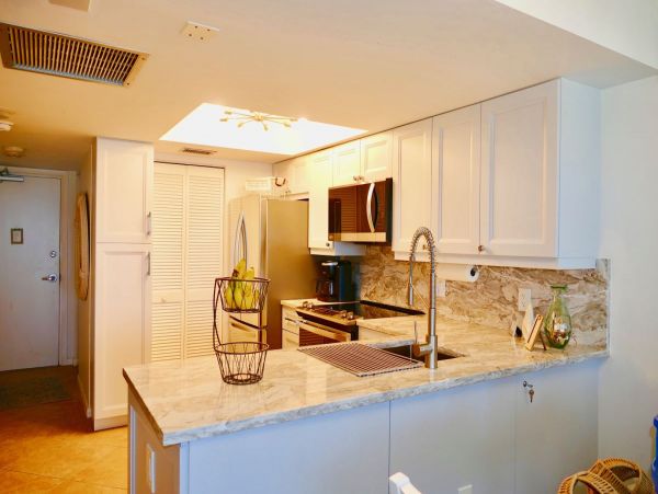 Oceanfront 2-Bedroom, 2-Bath Condo with Stunning Gulf Views