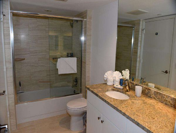 Beachfront Longboat Key Vacation Condo with Ocean Views
