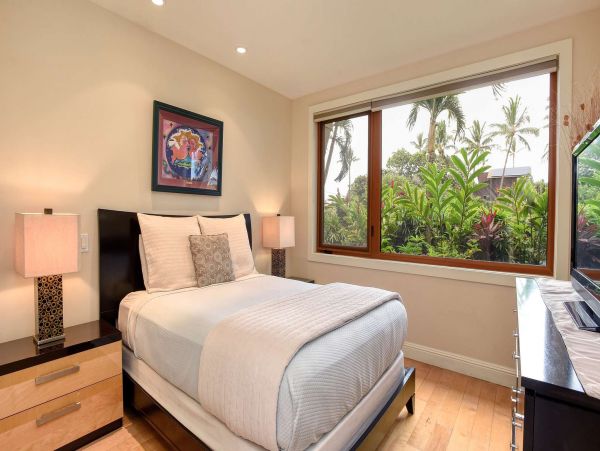 Three Bedroom Oceanfront Rental Villa in Kihei