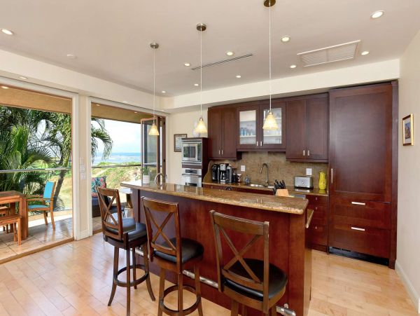 Three Bedroom Oceanfront Rental Villa in Kihei
