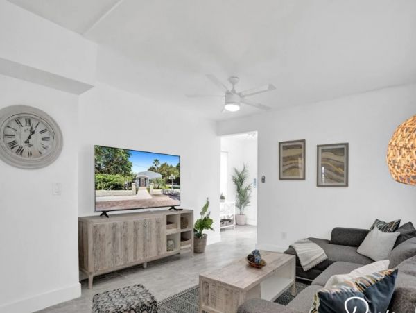 North Miami Beach Vacation Home Three Bedroom