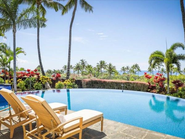 Vacation Luxury Sanctuary with Amazing Amenities & Views