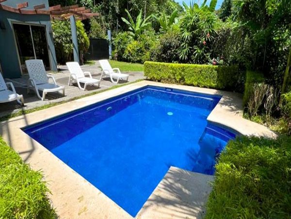 Jaco 7 Bedroom Home Two Blocks to the Beach