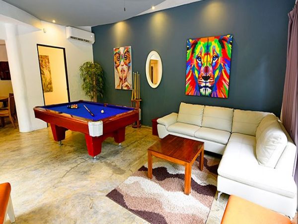 Jaco 7 Bedroom Home Two Blocks to the Beach