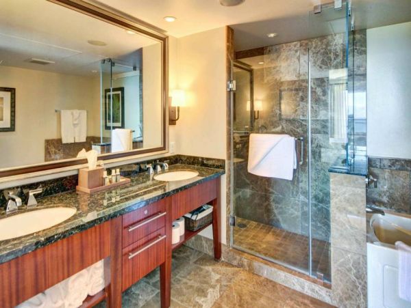 Kaanapali Vacation Condo Four Bedroom On Beach