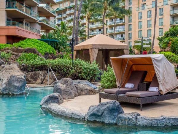 Kaanapali Vacation Condo Four Bedroom On Beach