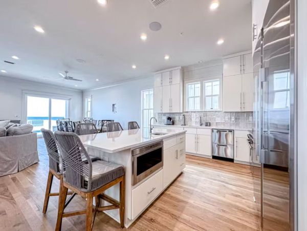 Gulf-Front Luxury Vacation Home in Orange Beach Sleeps 24