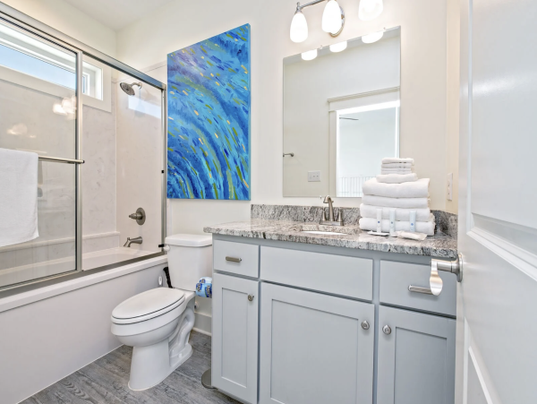 Beachfront 8 Bedroom Vacation Home in Gulf Shores with Pool